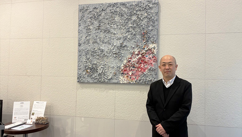 クロス・ウェーブ幕張 2Fラウンジにて展示中の作品 『更新履歴_ver.1.0.1_S50』