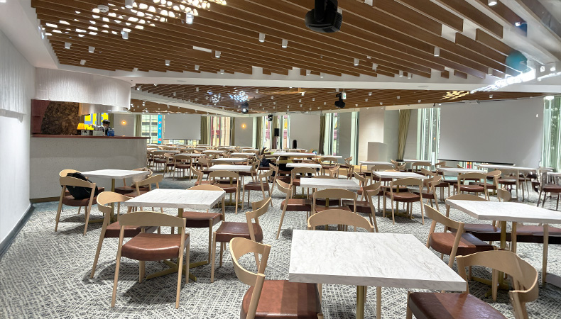 グレイドパーク 新宿駅前の特徴