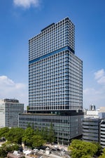 ビル全体外観(南西より)